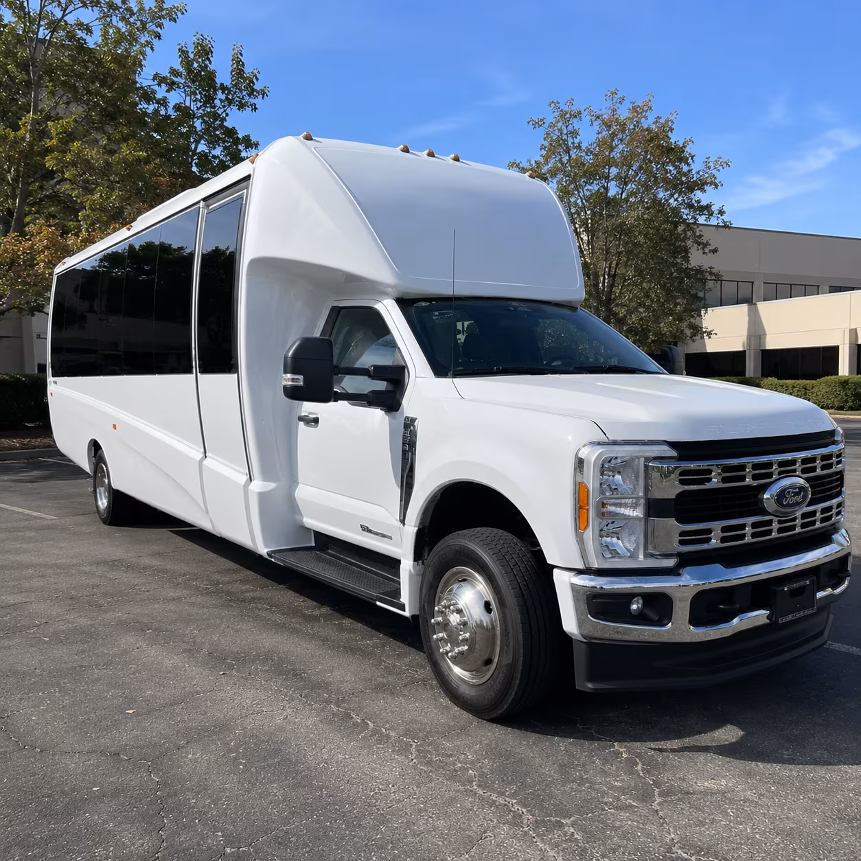 corporate shuttle buses for union city business events